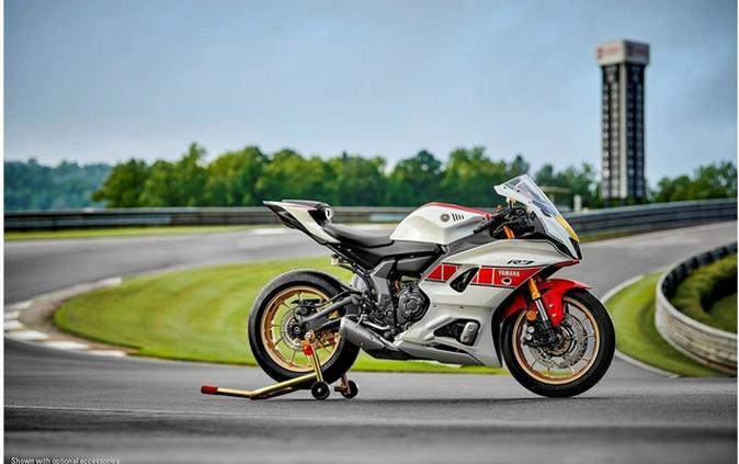 2022 Yamaha YZF R7 CA