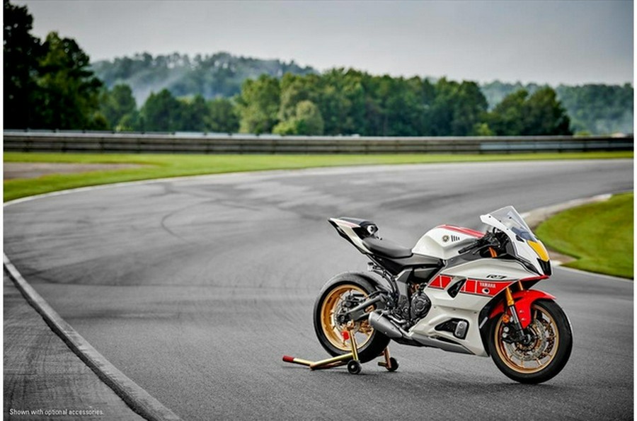 2022 Yamaha YZF R7 CA