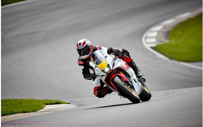 2022 Yamaha YZF R7 CA