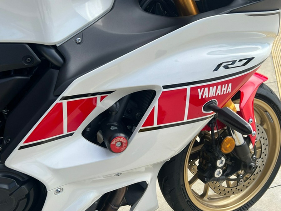 2022 Yamaha YZF R7 CA
