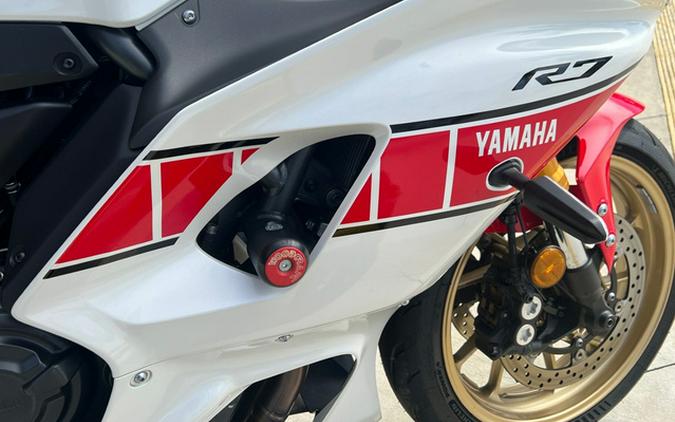 2022 Yamaha YZF R7 CA