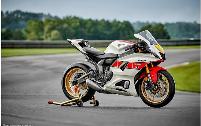 2022 Yamaha YZF R7 CA