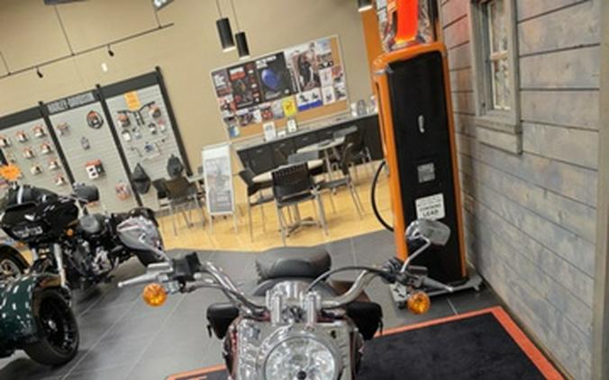 2014 Harley-Davidson FLSTF - Softail Fat Boy