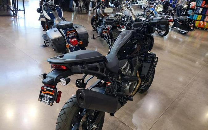 2022 Harley-Davidson® RA1250S - Pan America™ 1250 Special