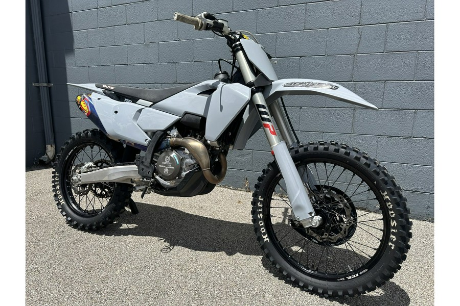 2023 Husqvarna Motorcycles FC 450 Rockstar Edition (PPP)