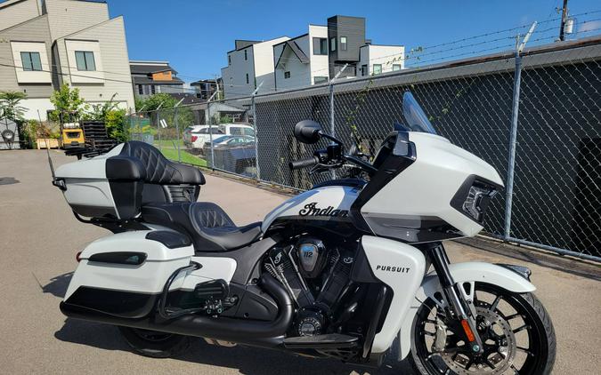 2026 Indian Pursuit® Dark Horse® with 112 and Powerband Audio Package