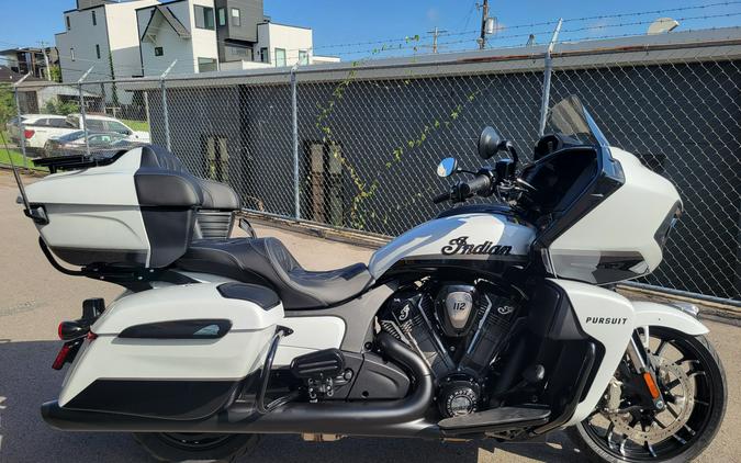 2026 Indian Pursuit® Dark Horse® with 112 and Powerband Audio Package