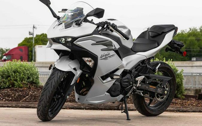 2025 Kawasaki Ninja 500