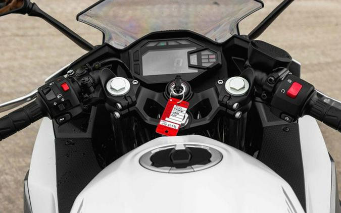 2025 Kawasaki Ninja 500