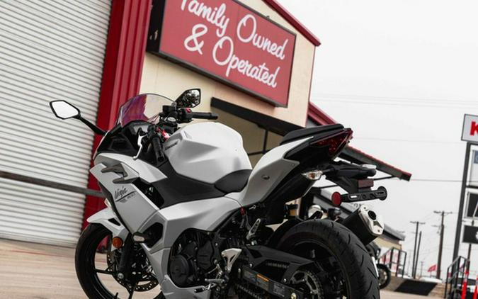 2025 Kawasaki Ninja 500