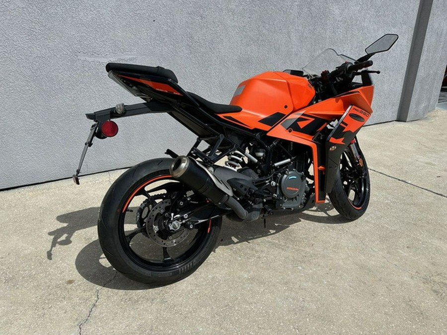 2022 KTM RC 390