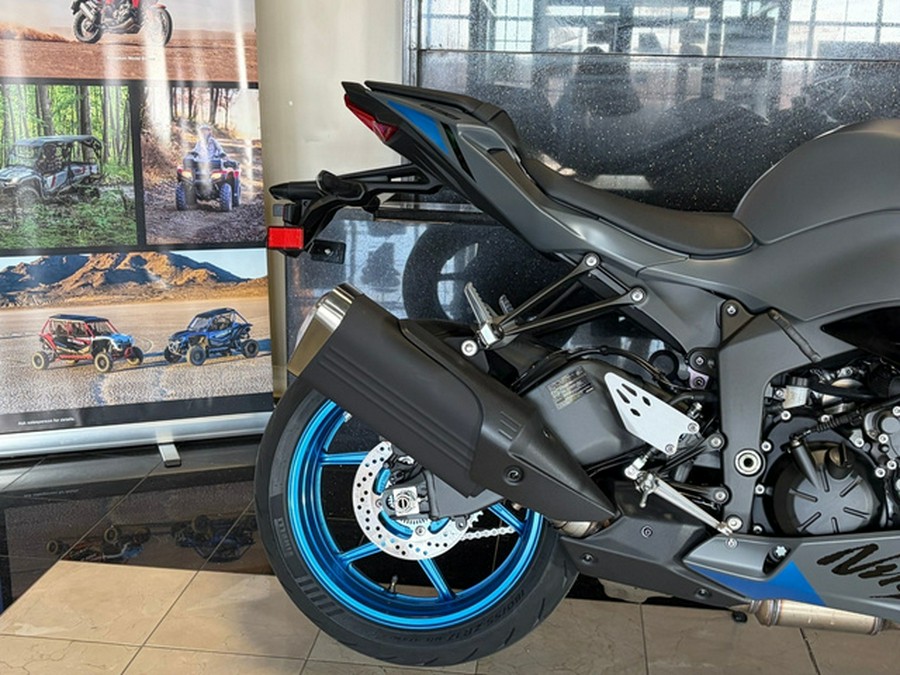 2026 Kawasaki Ninja ZX-6R Base