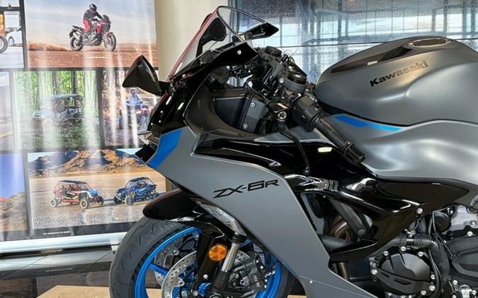 2026 Kawasaki Ninja ZX-6R Base