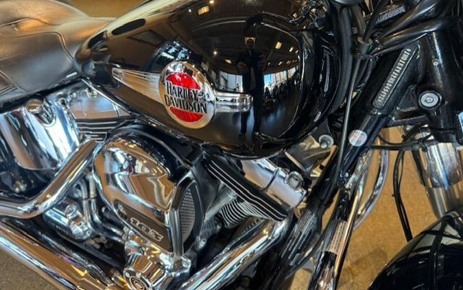 2017 Harley Davidson Heritage Softail® Classic FLSTC