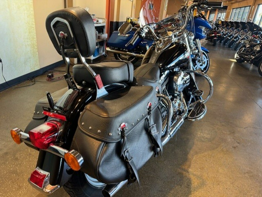 2017 Harley Davidson Heritage Softail® Classic FLSTC