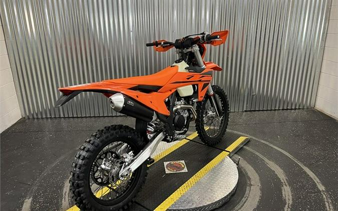 2025 KTM 450 XCF-W - Demo Unit