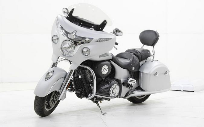 2018 Indian Chieftain Classic ABS Star Silver Smoke