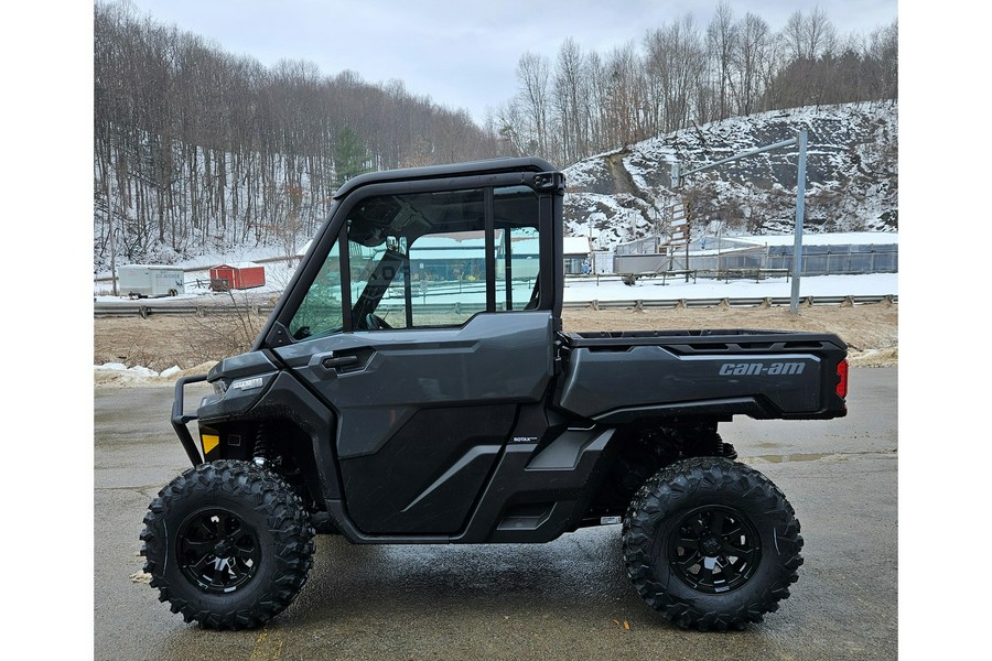 2024 Can-Am Defender Limited HD10