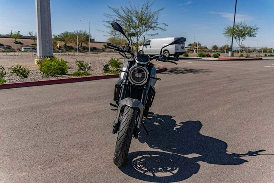 2023 Moto Morini SEIEMMEZZO STR