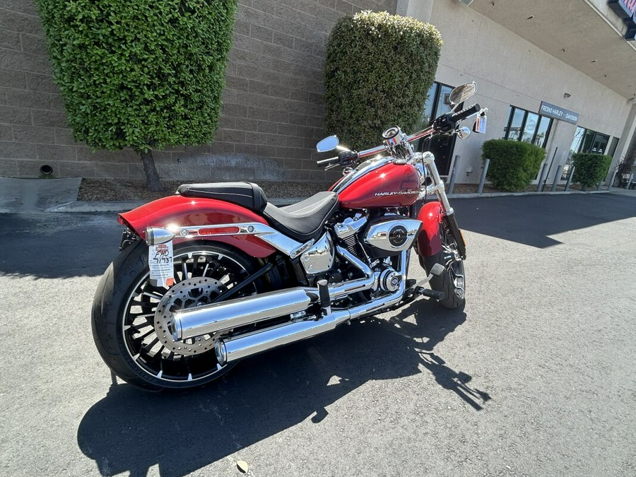 2025 Harley-Davidson Breakout® Brilliant Red