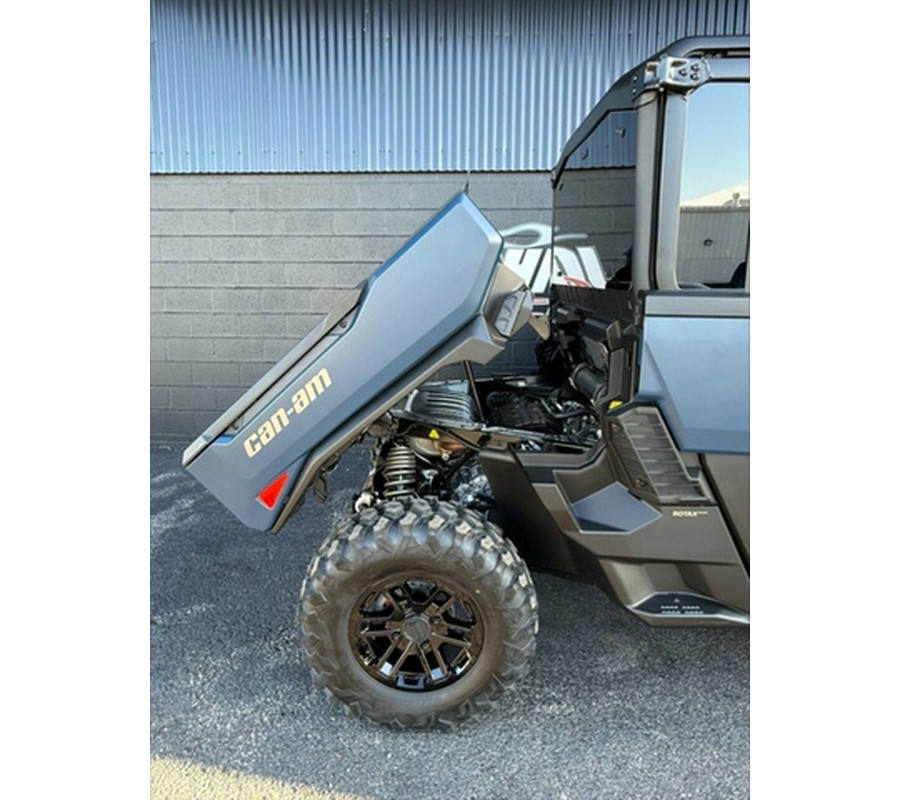 2026 Can-Am Defender MAX Limited HD11