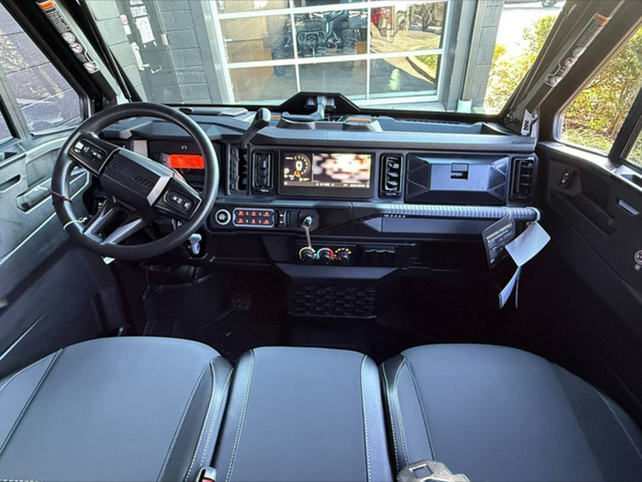 2026 Can-Am Defender MAX Limited HD11