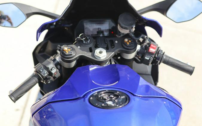 2016 Yamaha Motor Corp., USA YZF-R1S