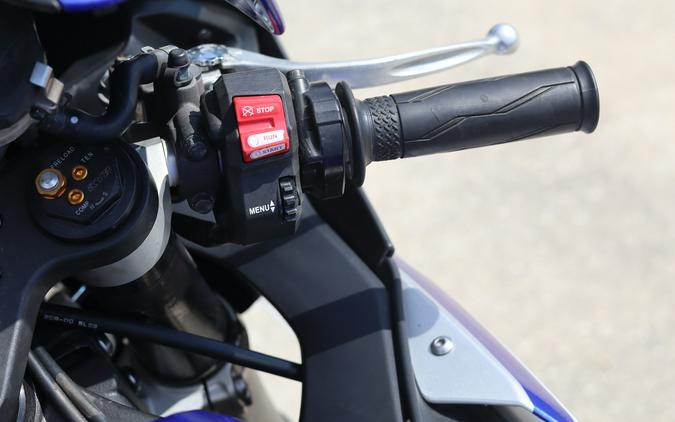 2016 Yamaha Motor Corp., USA YZF-R1S