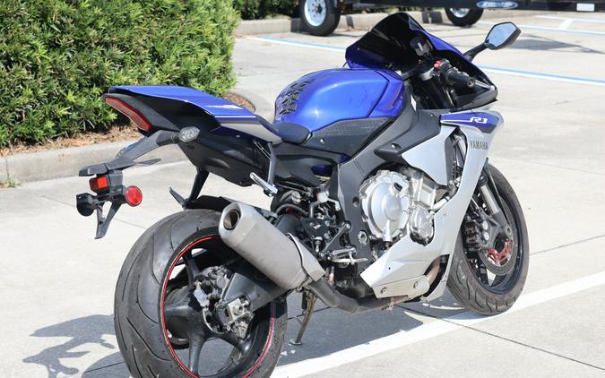 2016 Yamaha Motor Corp., USA YZF-R1S
