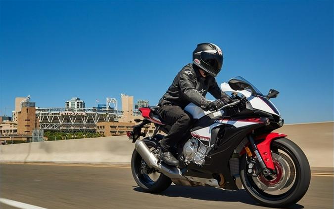2016 Yamaha Motor Corp., USA YZF-R1S