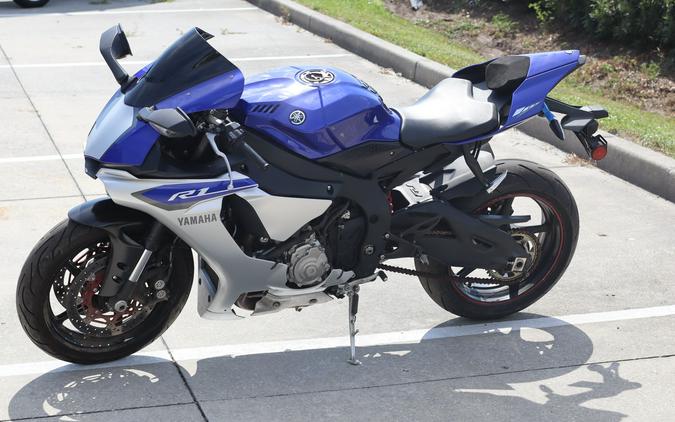 2016 Yamaha Motor Corp., USA YZF-R1S
