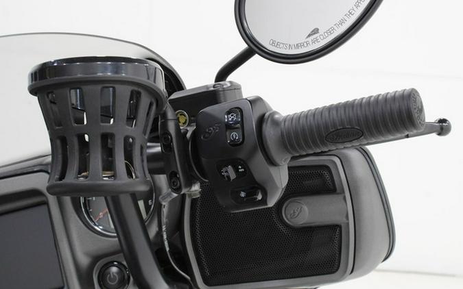 2020 Indian Chieftain Dark Horse Titanium Smoke