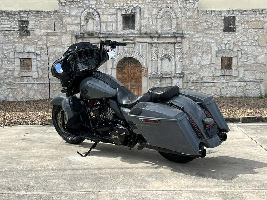 2018 Harley-Davidson® FLHXSE - CVO™ Street Glide®