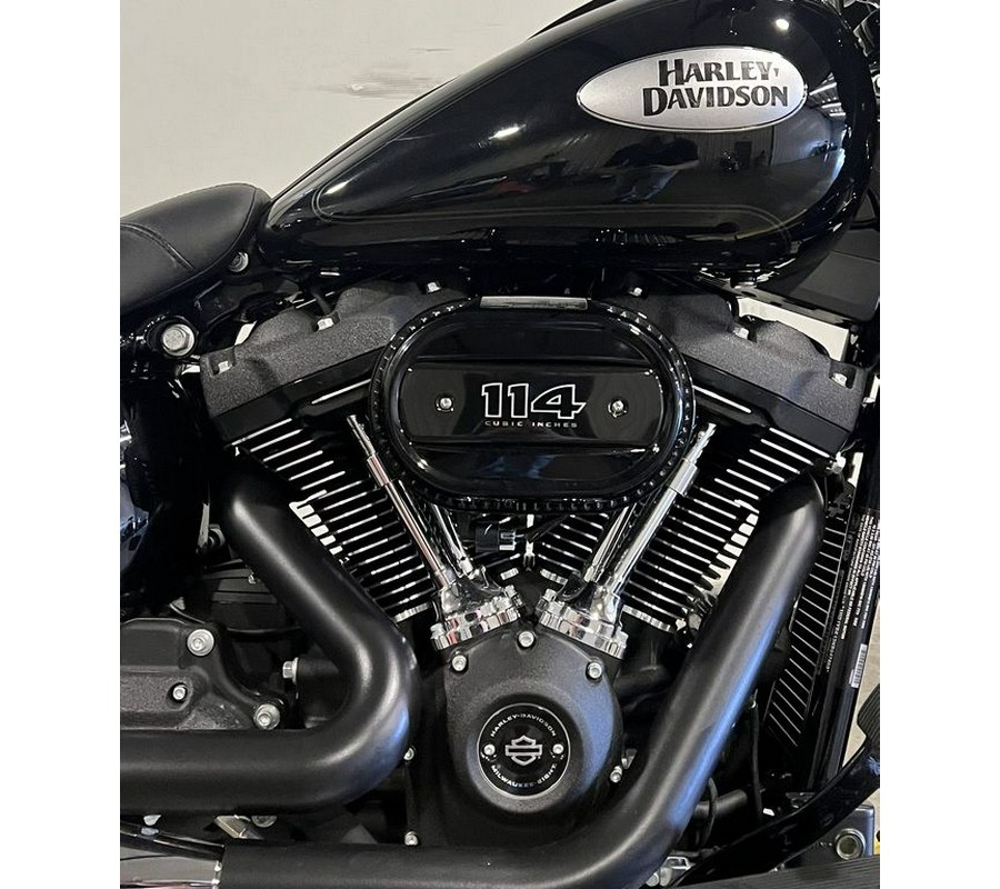 2022 Harley-Davidson® FLHCS - Heritage Classic 114