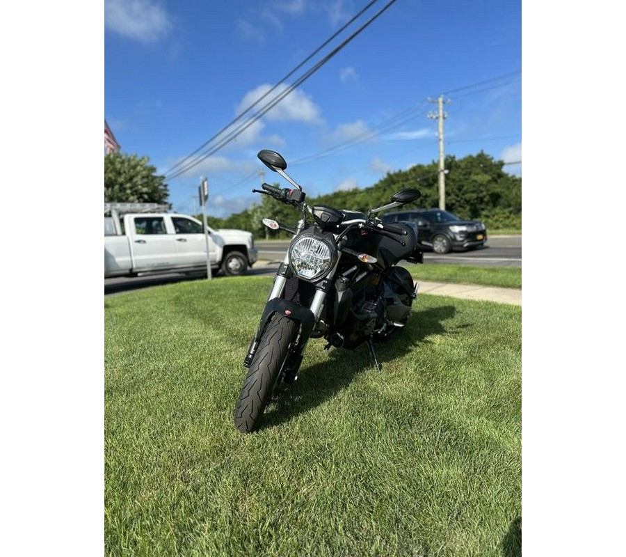 2018 Ducati Monster 821 Dark Stealth