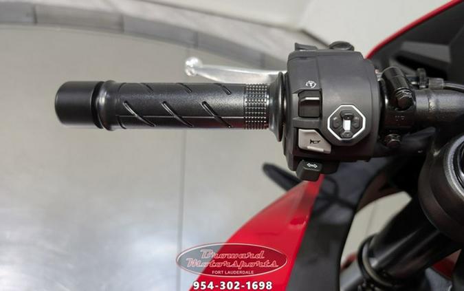 2025 Honda CBR650R E-Clutch