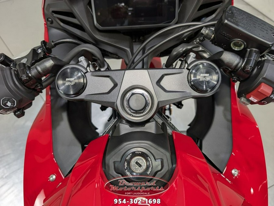 2025 Honda CBR650R E-Clutch