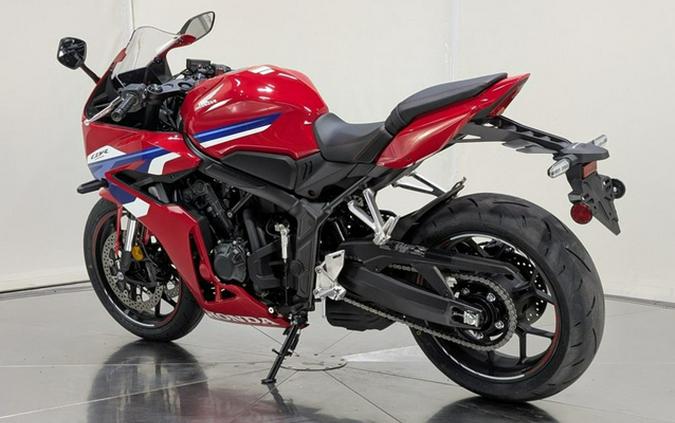 2025 Honda CBR650R E-Clutch