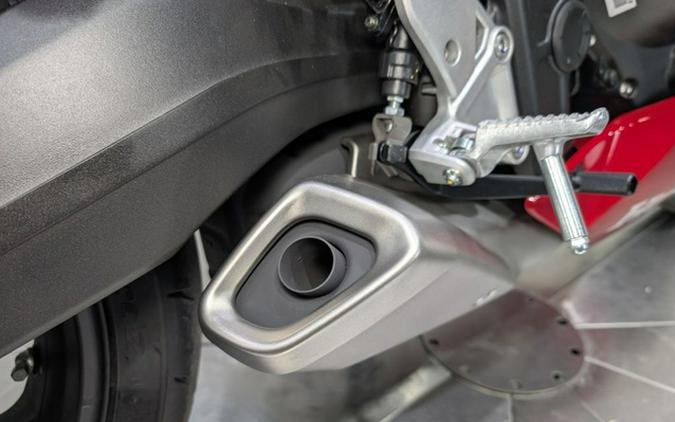 2025 Honda CBR650R E-Clutch