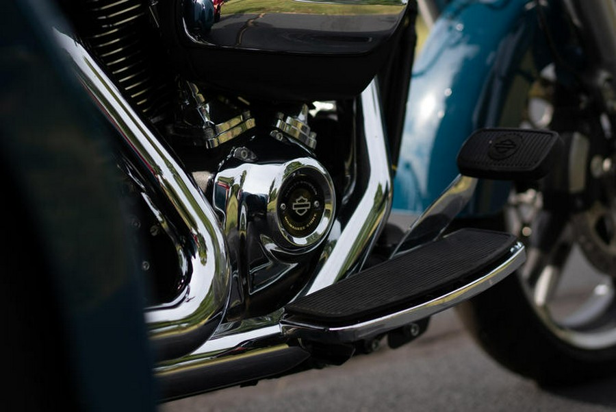 2021 Harley-Davidson® FLRT - Freewheeler®