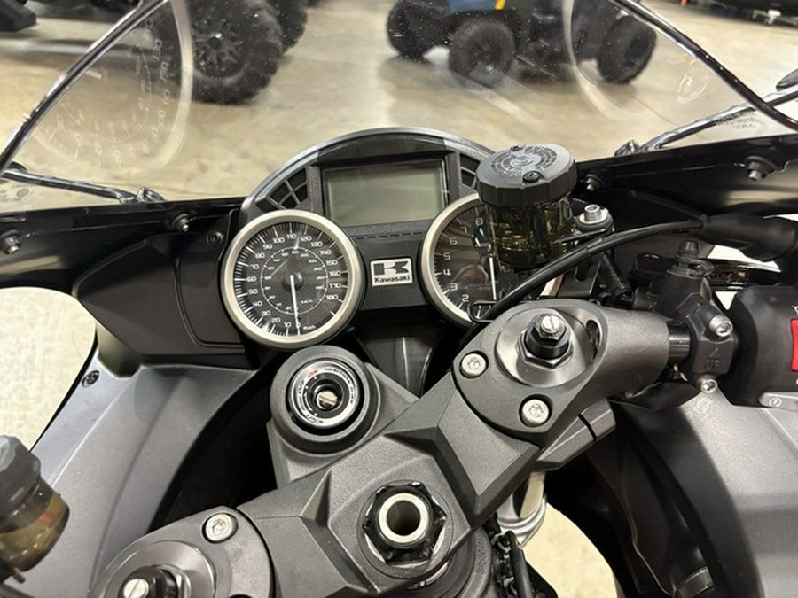 2025 Kawasaki Ninja ZX-14R ABS