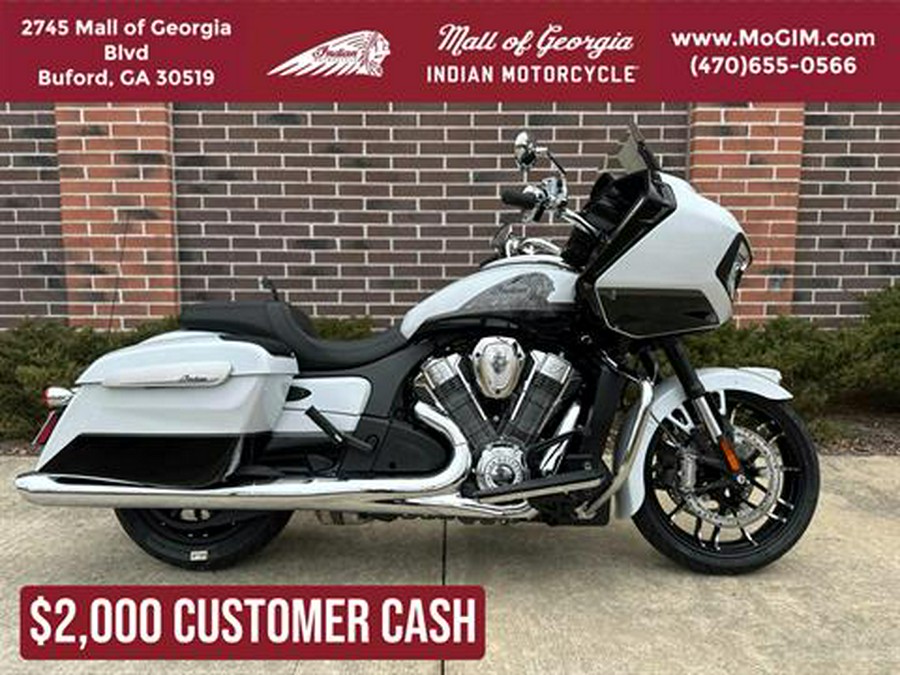 2024 Indian Motorcycle Challenger® Limited with PowerBand Audio Package