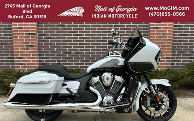 2024 Indian Motorcycle Challenger® Limited with PowerBand Audio Package