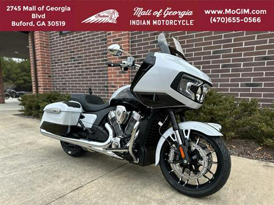 2024 Indian Motorcycle Challenger® Limited with PowerBand Audio Package