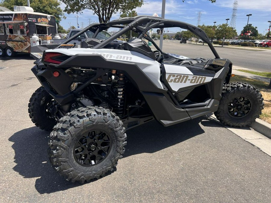 2024 Can-Am® Maverick X3 DS Turbo Catalyst Gray