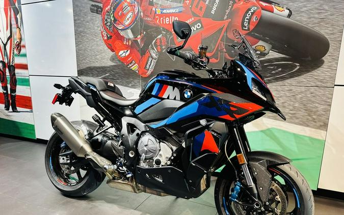 2024 BMW M 1000 XR Blackstorm Metallic/M Motorsport