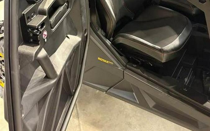 2026 Can-Am Commander MAX XT-P