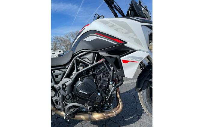 2025 TRK 702 - WHITE - Benelli