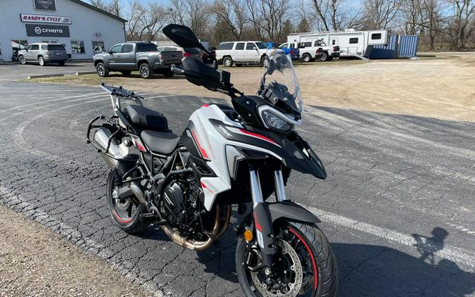 2025 TRK 702 - WHITE - Benelli