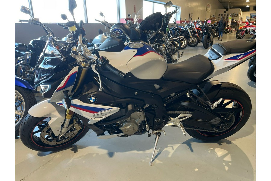 2019 BMW S1000 R